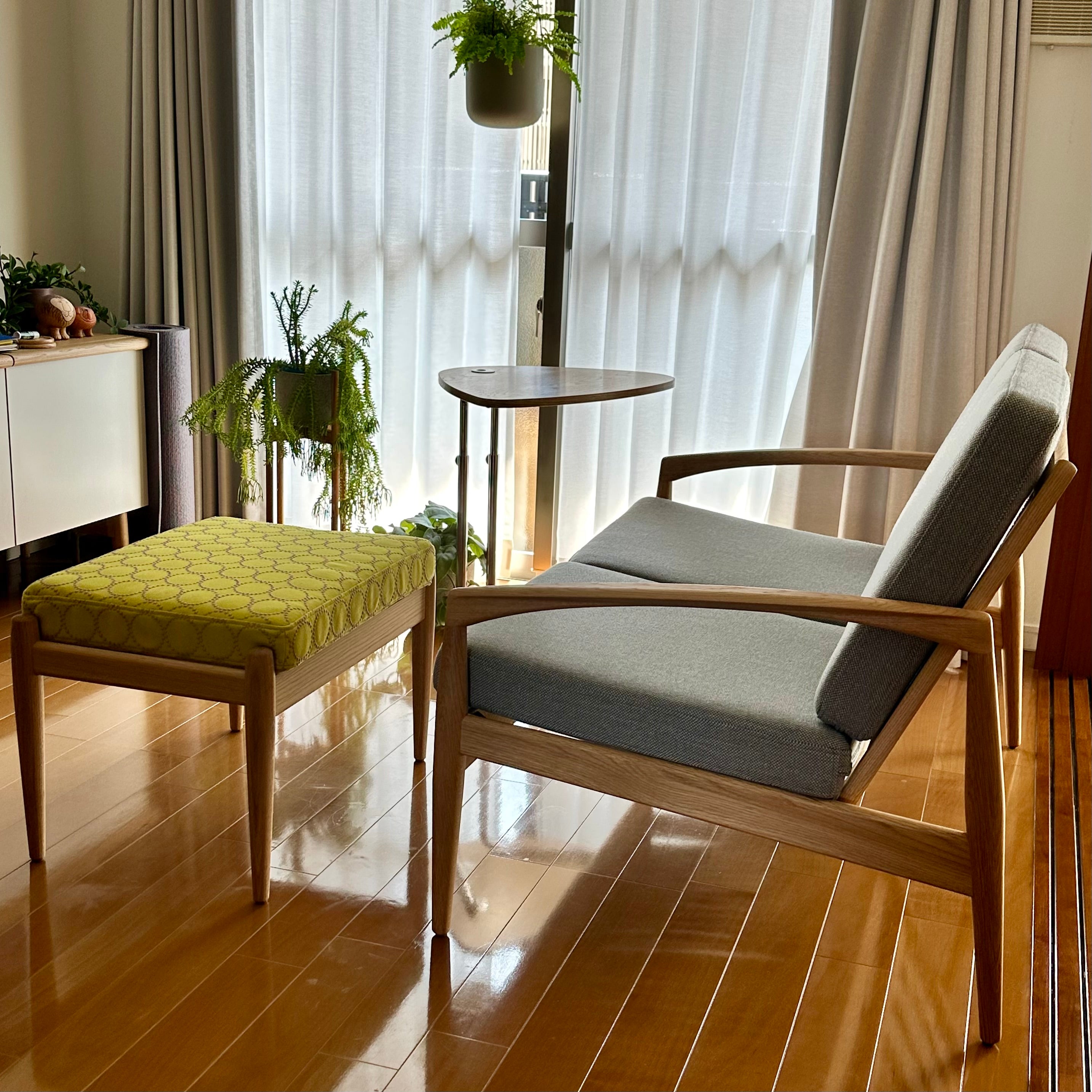 北欧デザインを代表するソファ「 Paper Knife sofa／ペーパーナイフソファ」