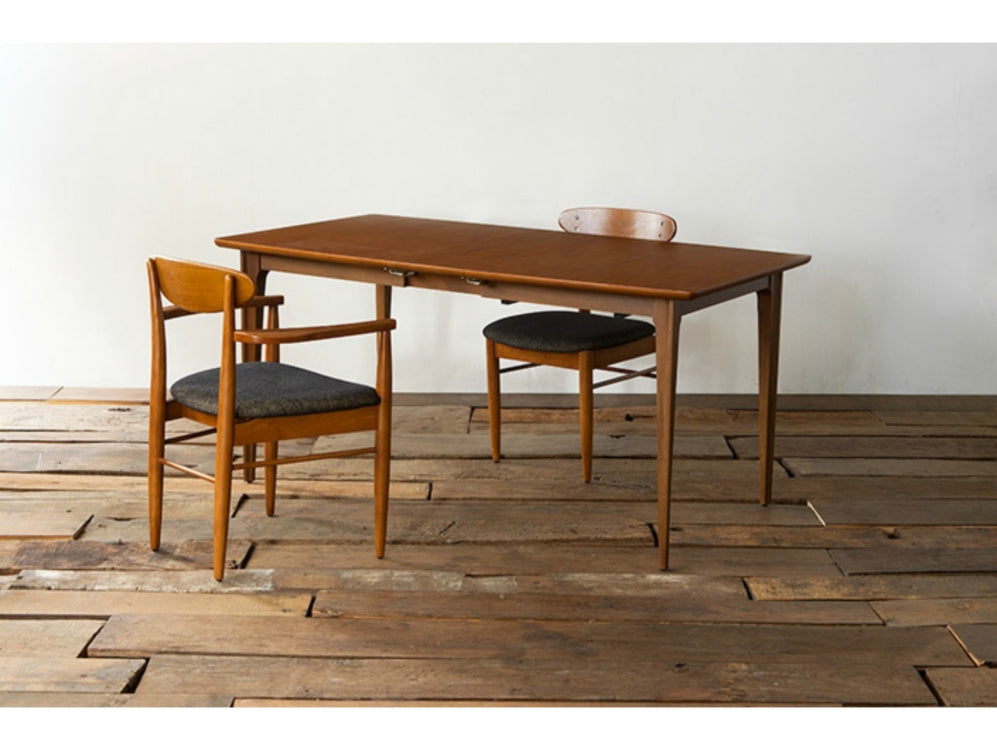 ACME Furniture（アクメファニチャー）ブルックス ダイニング テーブル