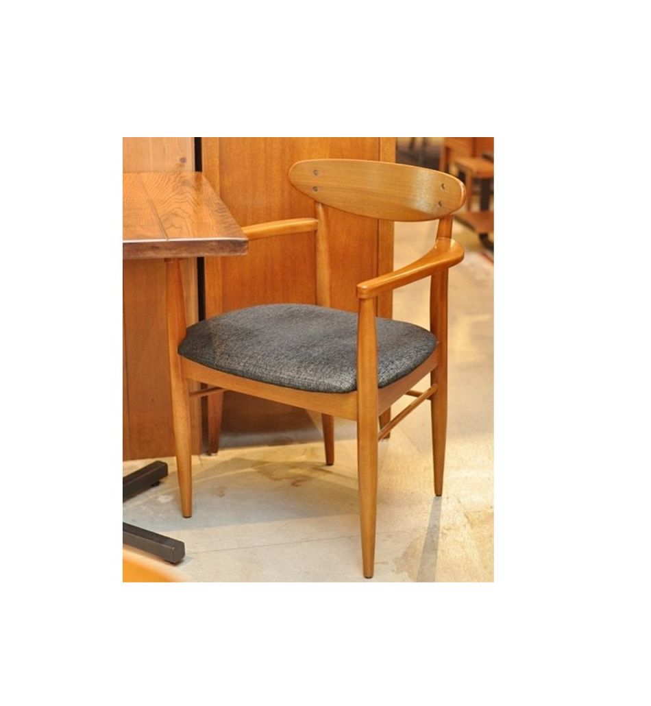 ACME Furniture（アクメファニチャー） トラッセル アーム チェアー