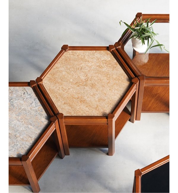 ACME Furniture（アクメファニチャー）ブルックス ヘキサゴン テーブル ベージュ