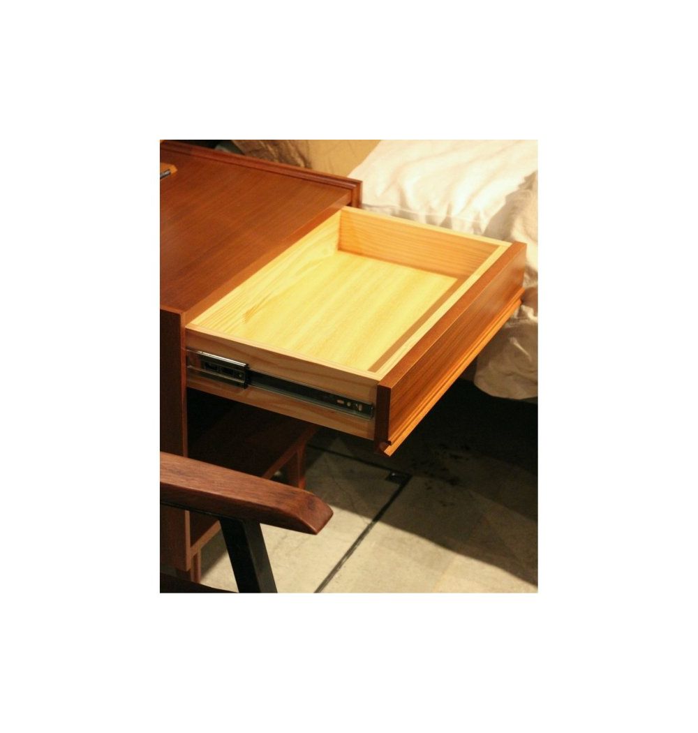ACME Furniture（アクメファニチャー）トラッセル ナイト スタンド