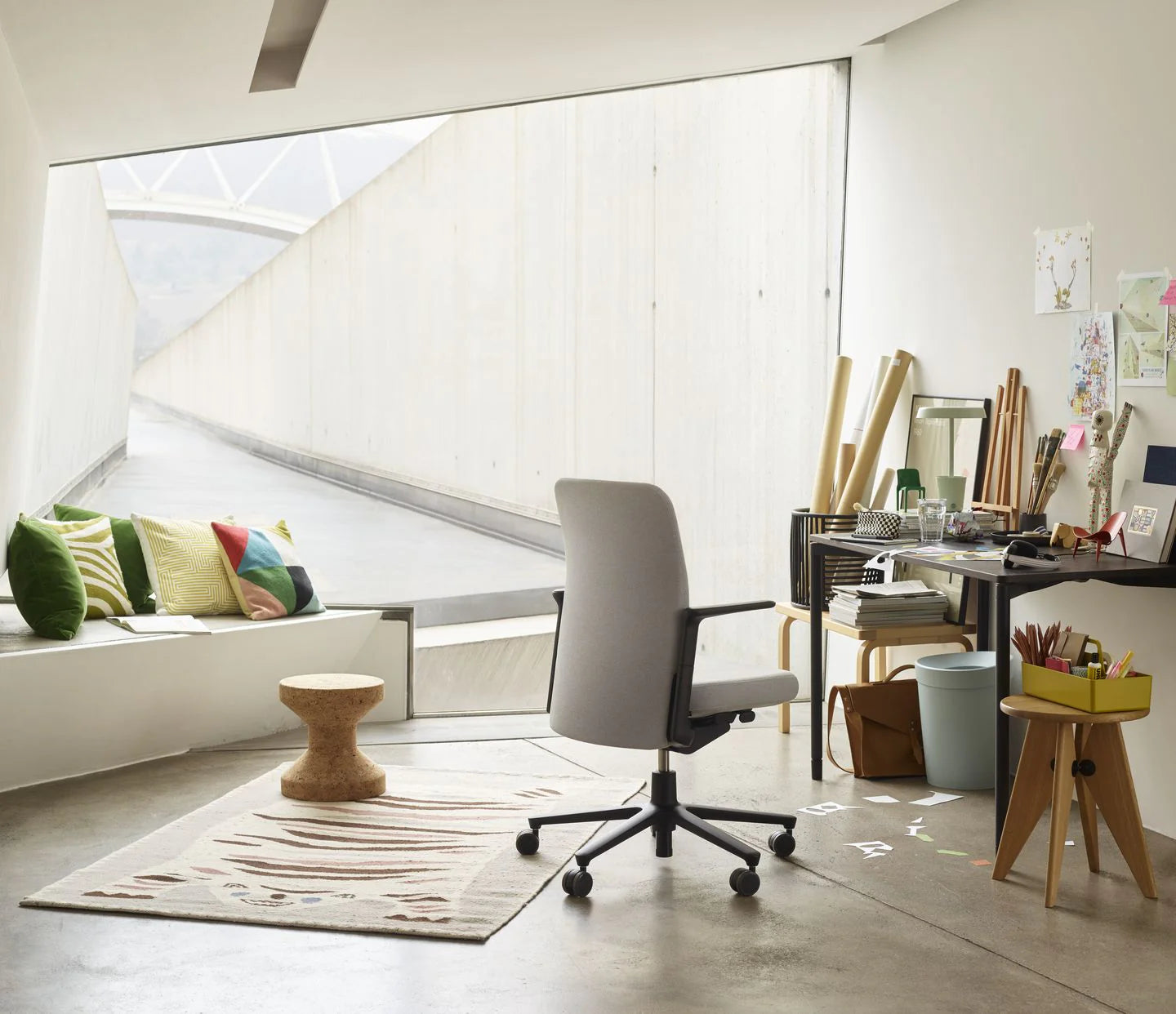 Vitra(ヴィトラ) Tabouret Bois（タブレ ボワ）