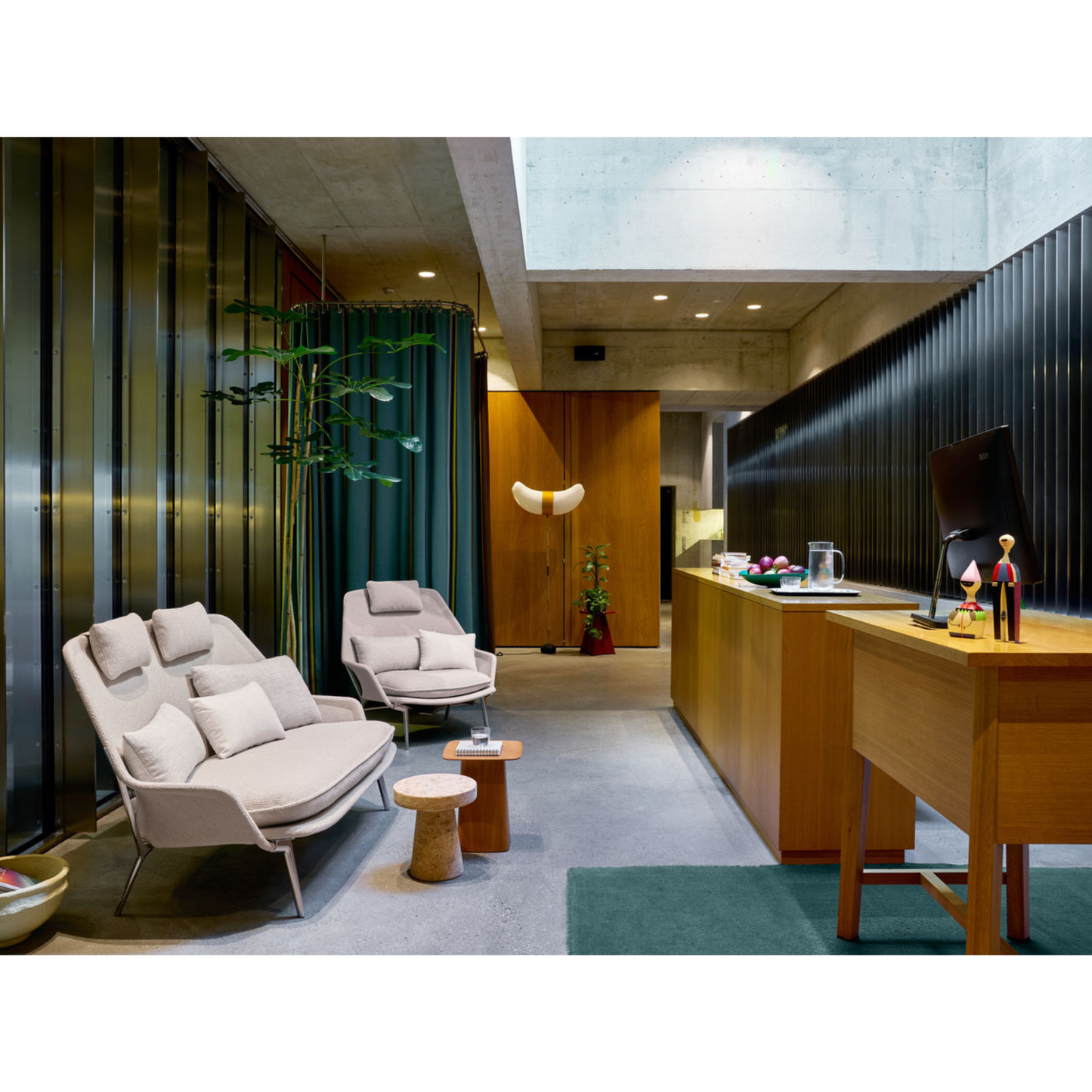 Vitra(ヴィトラ) スローソファ(ファブリック) バックレストクッション3個付き