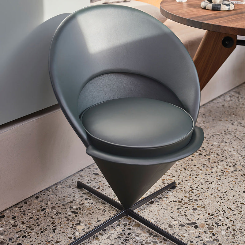 Vitra（ヴィトラ）Cone Chair（コーン チェア）