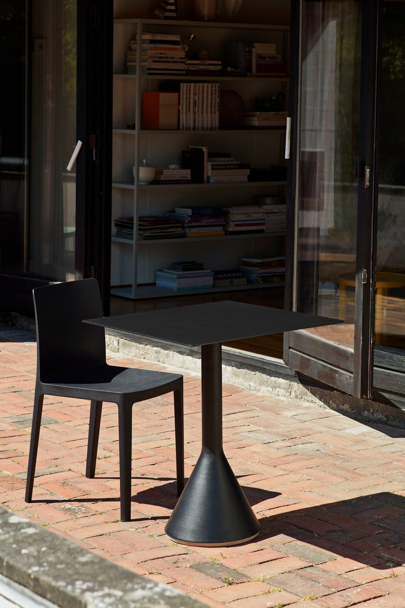 HAY（ヘイ）PALISSADE（パリサード）/ CONE TABLE / L65 x W65 x H74 cm