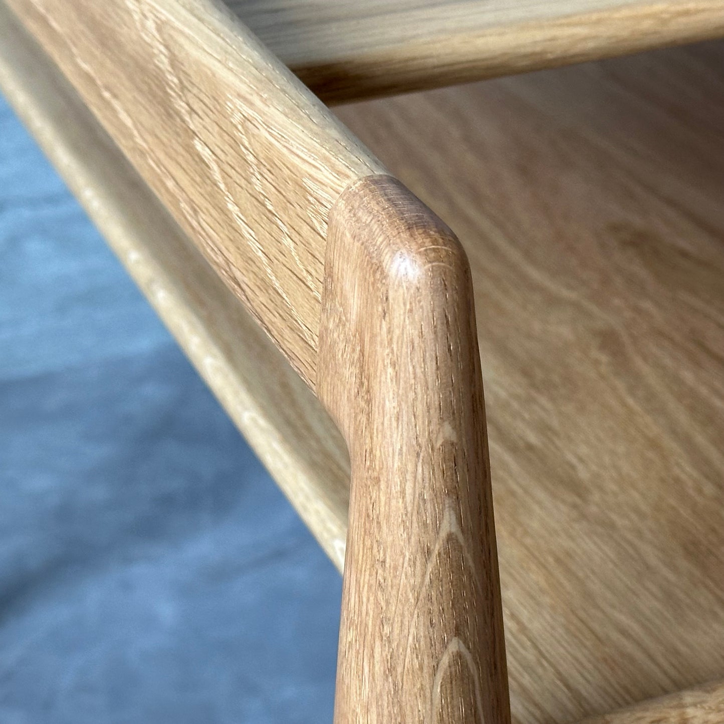 宮崎椅子製作所 UNI-Side Table（ユニサイドテーブル）