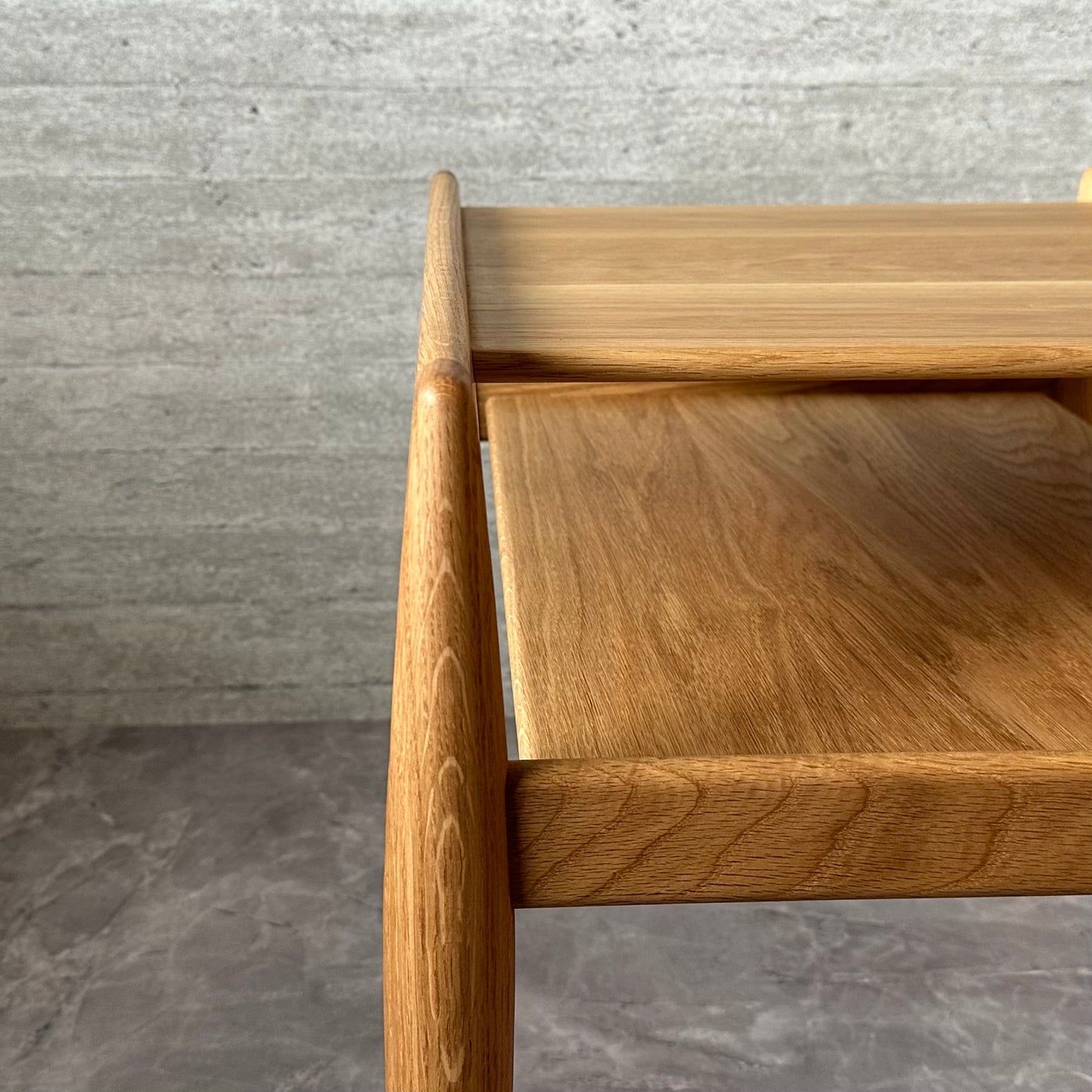 宮崎椅子製作所 UNI-Side Table（ユニサイドテーブル）