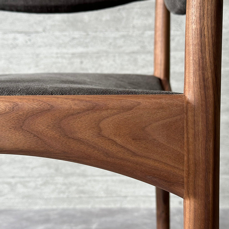 宮崎椅子製作所 Modus（モデュス） dining arm（アームチェア）