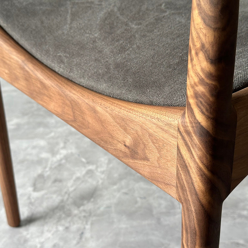 宮崎椅子製作所 Modus（モデュス） dining arm（アームチェア）