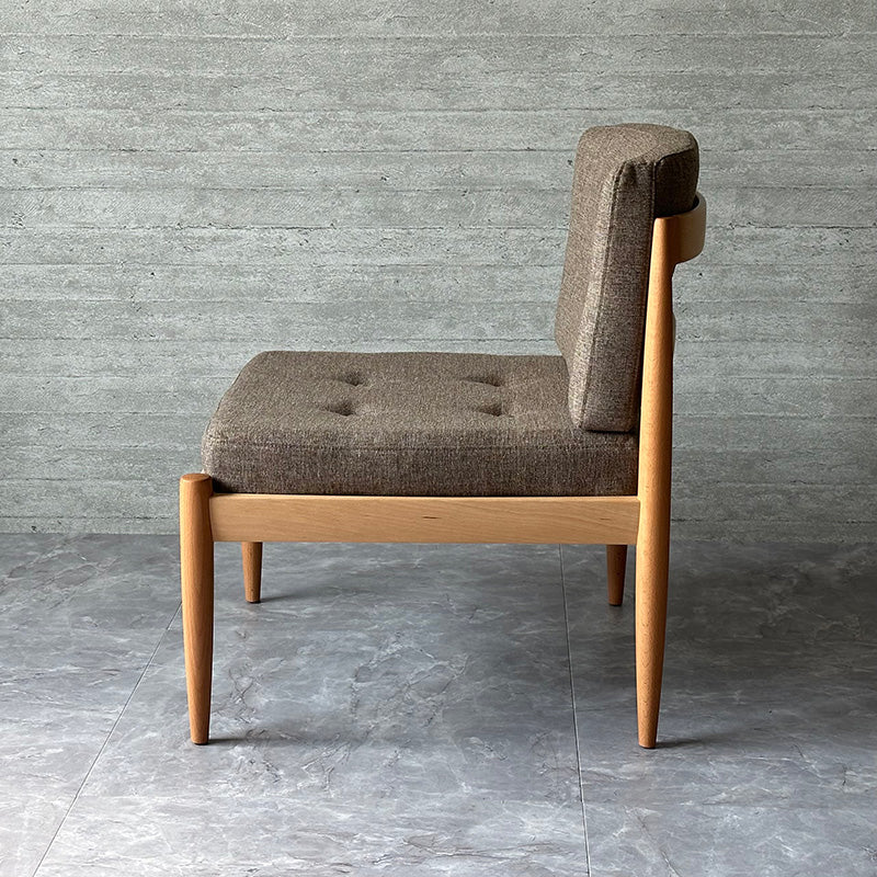 宮崎椅子製作所 Universe sofa armless（ユニバースソファ 肘無し）
