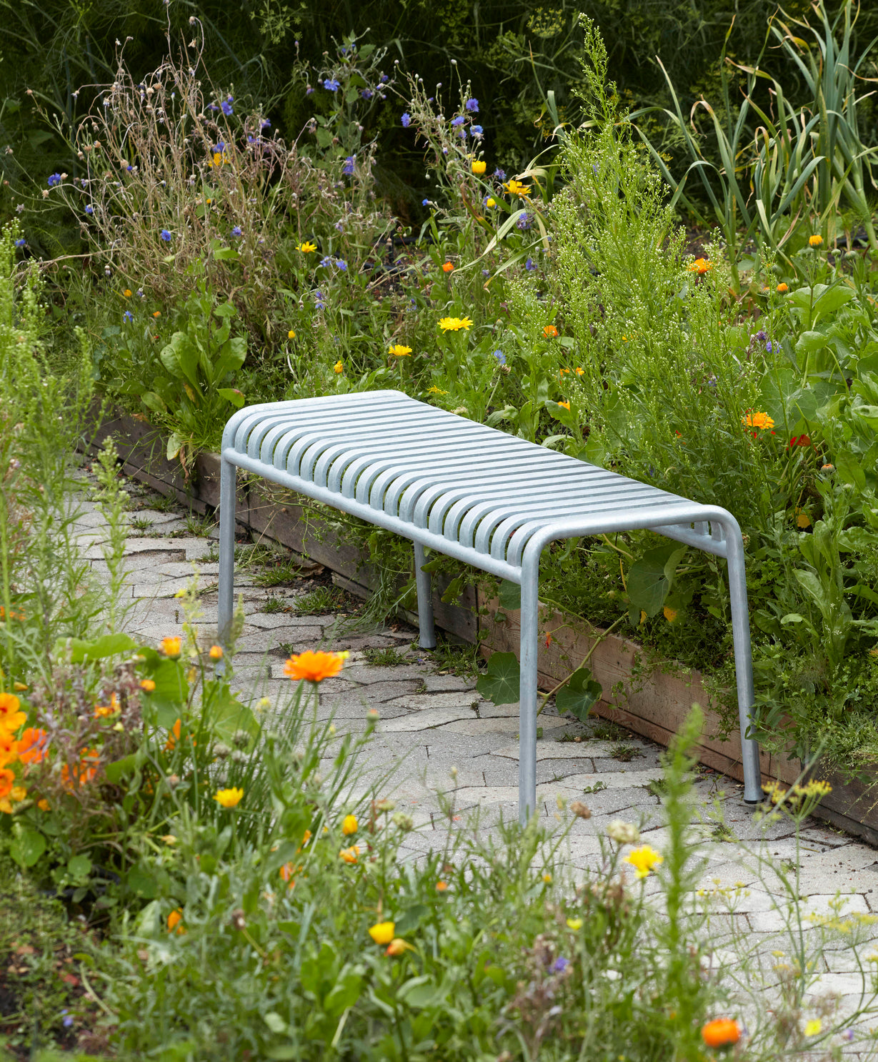HAY（ヘイ）PALISSADE（パリサード）BENCH - HOT GALVANISED