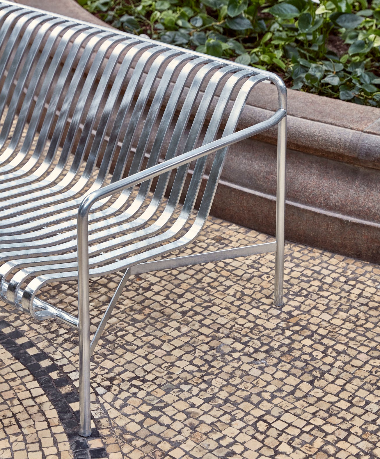HAY（ヘイ）PALISSADE（パリサード）LOUNGE SOFA - HOT GALVANISED