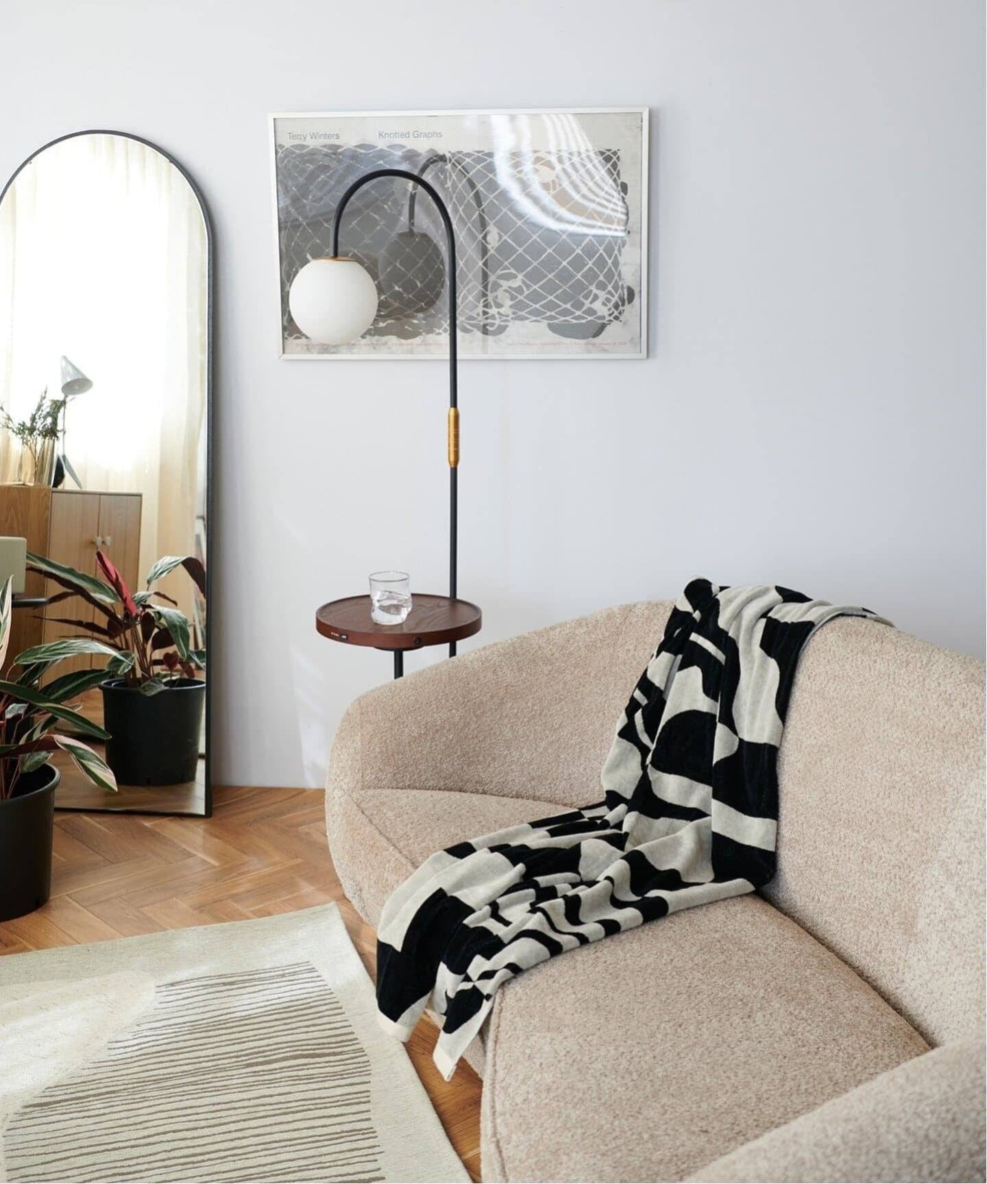 JOURNAL STANDARD FURNITURE（ジャーナルスタンダードファニチャー ）EUREKA FLOOR LAMP（エウレカ フロア ランプ）USB A&C