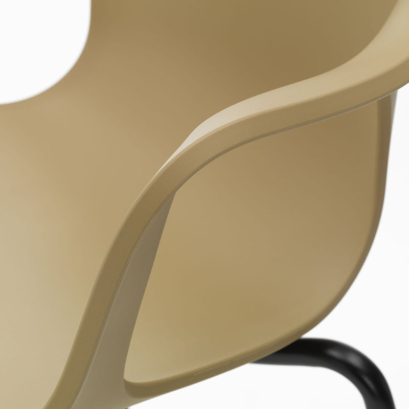 Vitra(ヴィトラ) HAL RE Armchair (ハル RE アームチェア) チューブ  スタッカブル