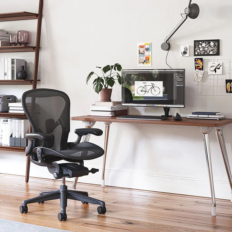 Herman Miller（ハーマンミラー） アーロンチェア リマスタード / フレーム カーボン×ベース サテンカーボン